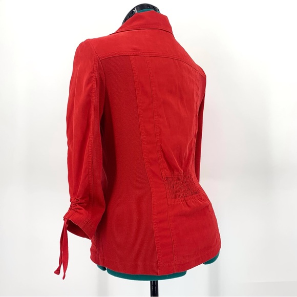 Orly Red Nylon with Ribbed Sides 3/4 Ruched Sleeves Zipper Front Jacket, 10 - Picture 7 of 16